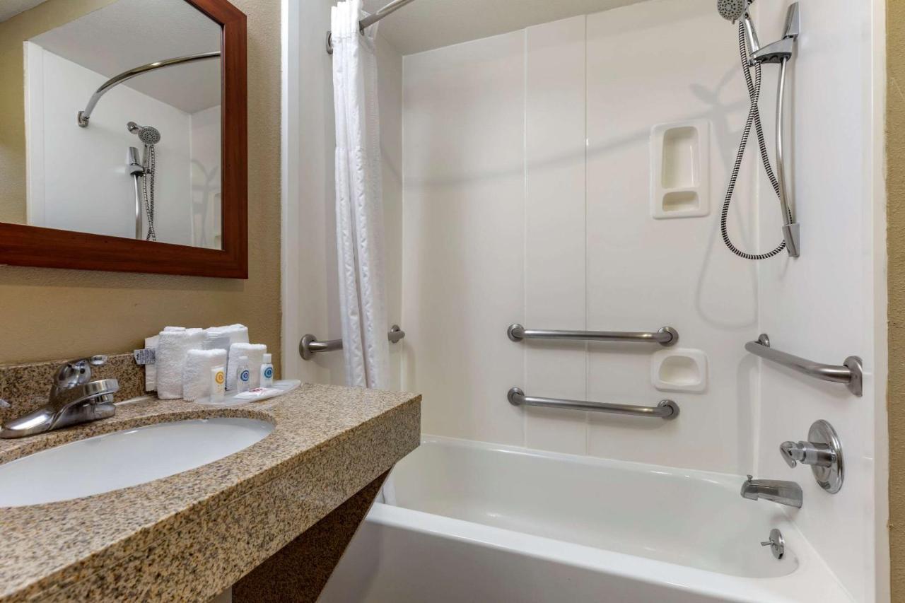 Comfort Suites Waco Near University Area Exterior foto